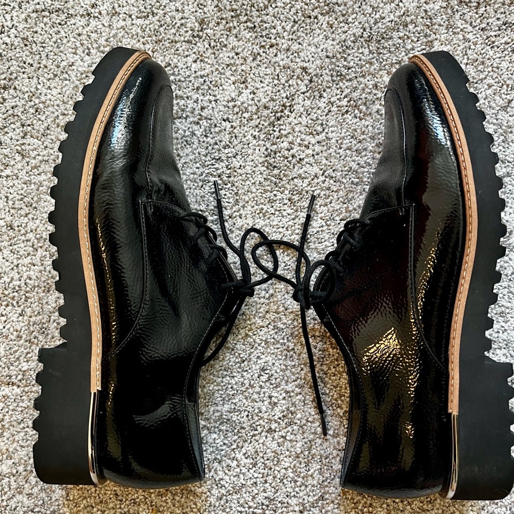 Franco Sarto Women’s Menswear Style Glossy Black Oxfords